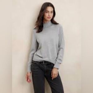 Banana Republic Long Sleeve Lightweight Gray Merino Wool Turtleneck Sweater XL